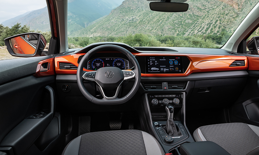 Volkswagen Taos с базовым мотором в паре с автоматом доступен к заказу